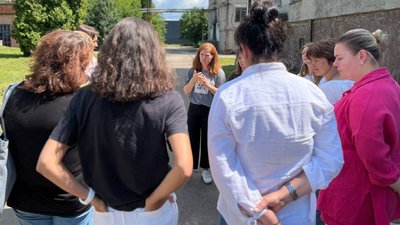 Психологічні травми під час війни. У Житомирі психологи і волонтери навчалися, як допомагати людям долати стрес Психологічні травми під час війни. У Житомирі психологи і волонтери навчалися, як допомагати людям долати стрес