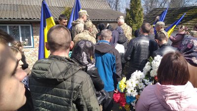 На Тернопільщині зустріли тіло загиблого бійця Михайла Польового На Тернопільщині зустріли тіло загиблого бійця Михайла Польового