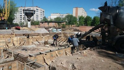 Будівництво багатоповерхівки поблизу ймовірного кладовища вояків УНР та УГА