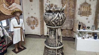 У Тернополі відкрили виставку гончарів та керамістів з 10 областей України У Тернополі відкрили виставку гончарів та керамістів з 10 областей України
