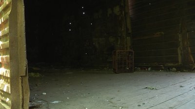 "У вагоні жив тиждень". Луцькі патрульні показали, де знайшли трирічного хлопчика "У вагоні жив тиждень". Луцькі патрульні показали, де знайшли трирічного хлопчика