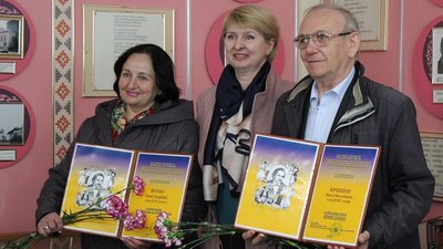 На Вінниччині відкрили пам’ятник пісні "Повій, вітре, на Вкраїну" На Вінниччині відкрили пам’ятник пісні "Повій, вітре, на Вкраїну"