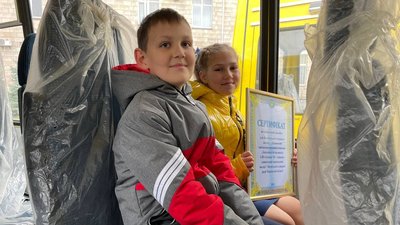 Черкаського виробництва з японськими двигунами: десять шкільних автобусів передали громадам області Черкаського виробництва з японськими двигунами: десять шкільних автобусів передали громадам області