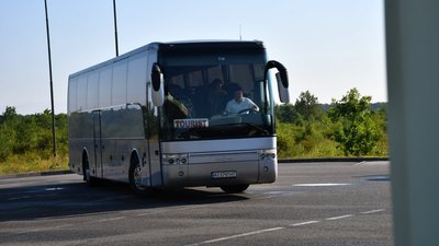 Сто дітей із Закарпаття вирушили на відпочинок до Угорщини