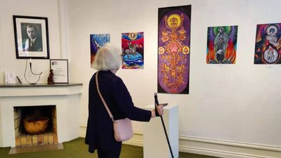 У Швеції відкрилась виставка артспільноти з Херсона, яка вивезла свої картини з окупації У Швеції відкрилась виставка артспільноти з Херсона, яка вивезла свої картини з окупації