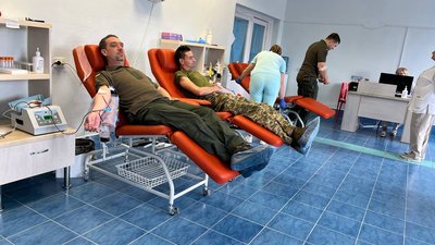 У Всесвітній день донора 60 людей здали кров у Закарпатській обласній станції переливання крові