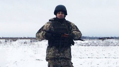 "Я постійно втрачав свідомість через брак кисню. Мене встигли відкопати",— військовослужбовець з Хмельниччини