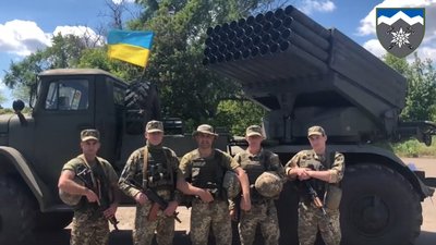Бійці 10-ї гірсько-штурмової бригади привітали татусів з передової