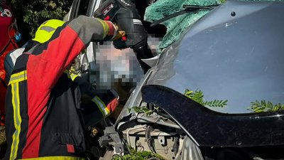 Рятувальники деблокували травмовану дівчину