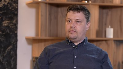 Інтерв’ю з колишнім політбранцем Кремля Костянтином Давиденком