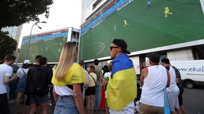 У Києві громадський транспорт працюватиме на годину довше через матч Україна - Англія