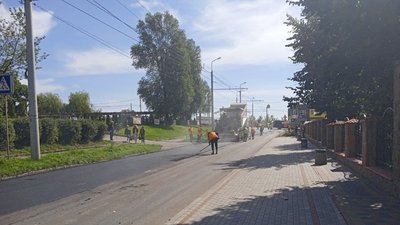 У Тернополі через асфальтування дороги обмежили рух транспорту У Тернополі через асфальтування дороги обмежили рух транспорту