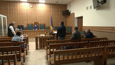 Суд у справі побиття муніципального інспектора, заслухали свідків, Тернопільщина