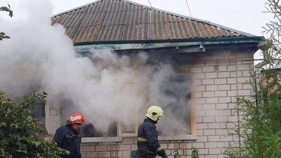 На Бобровиччині подружжя пенсіонерів вчаділо насмерть у власному будинку