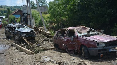 "Майже 160 мільйонів гривень становлять збитки від паводка на Закарпатті", — Анатолій Полосков