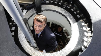Франція загрожує Австралії санкціями через розірвання контракту з постачання підводних човнів