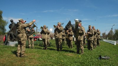В Онуфріївському районі перепоховали бійців, які загинули у 1943 році В Онуфріївському районі перепоховали бійців, які загинули у 1943 році