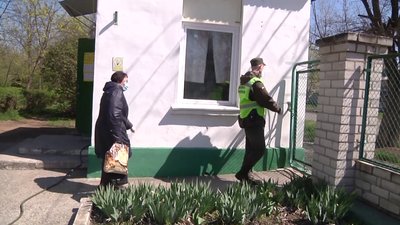 Херсонську обласну інфекційну лікарню з 3-го квітня охороняють бійці Нацгвардії України