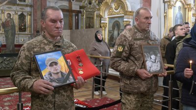 прощання з Назарієм Тарнавським, прощання з Василем Колошнюком