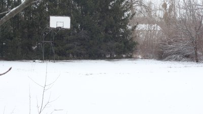 Що відомо про готель "Славутич" у Каневі та кому він належить Що відомо про готель "Славутич" у Каневі та кому він належить