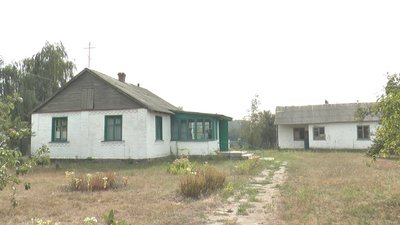 На Полтавщині селяни за власні гроші створюють трапезну біля храму