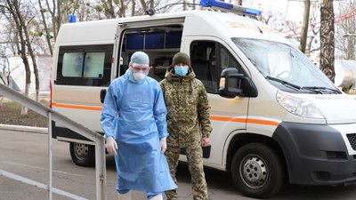 "Іноді хочеться викупатися в антисептику". Як прикордонники працюють в умовах карантину "Іноді хочеться викупатися в антисептику". Як прикордонники працюють в умовах карантину