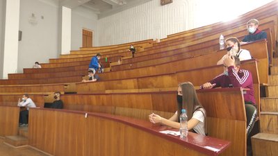 ЗНО на Дніпропетровщині: на тестування з фізики прийшли 90% зареєстрованих