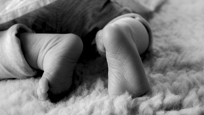 Рівненські лікарі розповіли, що може чекати півторарічну дівчинку з поліомієлітом
