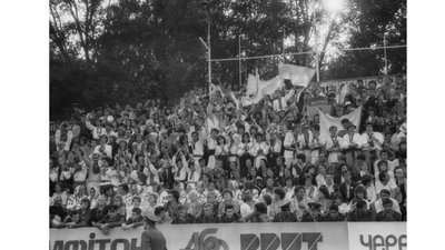 Легендарна "Червона Рута-89" оживає: гід програмою фестивалю та експозицією доповненої реальності Легендарна "Червона Рута-89" оживає: гід програмою фестивалю та експозицією доповненої реальності