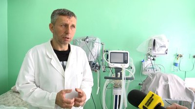 Медики лікарні у Малині отримали зарплату від 4000 до 10000 гривень