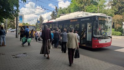 Нова ціна за проїзд у Луцьку: як це коментують перевізники, лучани та влада Нова ціна за проїзд у Луцьку: як це коментують перевізники, лучани та влада
