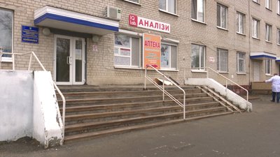 Дві маленькі сестри півдня ходили селом Хуторо-Губинихи голодні та легко одягнуті