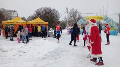 "Santa run": у Тернополі провели костюмований забіг