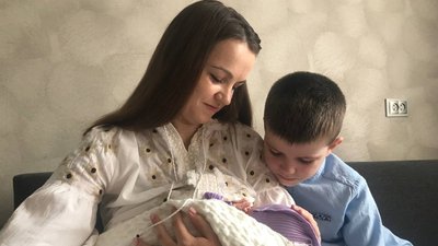 Христина Зварич з дітьми Христина Зварич з дітьми