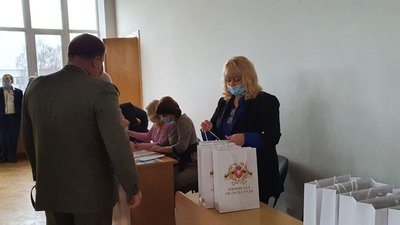 Рівненщина: новообрана облрада зібралась на першу сесію Рівненщина: новообрана облрада зібралась на першу сесію