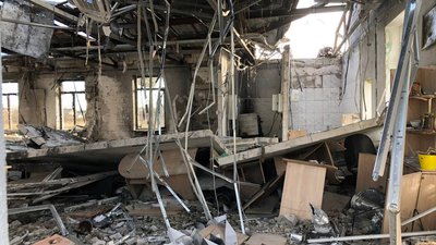Селище на Миколаївщині майже вщент зруйнували російські обстріли