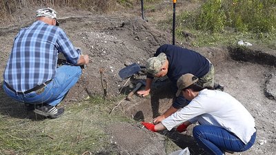 На Луганщині археологи обстежують найдавнішу неолітичну стоянку сходу України На Луганщині археологи обстежують найдавнішу неолітичну стоянку сходу України