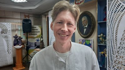 Інструменти виготовив власноруч. У Миколаєві відбувся концерт кобзи, бандури і торбана