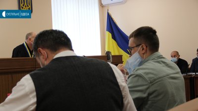 "Кузнецов міг битися і потім побігти". В справі про напад на Стерненка допитали судмедексперта "Кузнецов міг битися і потім побігти". В справі про напад на Стерненка допитали судмедексперта