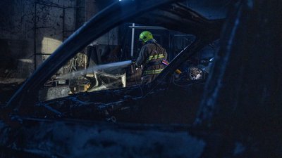 Пожежа на СТО під Одесою: до гасіння залучили 19 рятувальників Пожежа на СТО під Одесою: до гасіння залучили 19 рятувальників