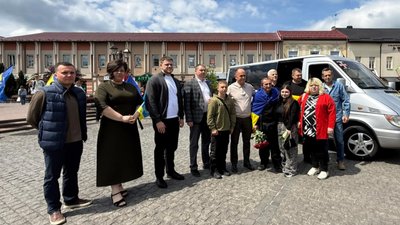 У Хустській громаді зустріли звільненого з полону Василя Керестеші