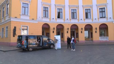 "Кабінет на колесах": В Одесі безкоштовно перевірятимуть слух "Кабінет на колесах": В Одесі безкоштовно перевірятимуть слух