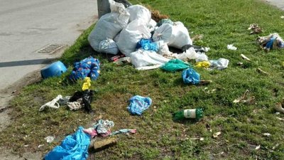 У Херсоні прибрали стихійні сміттєзвалища У Херсоні прибрали стихійні сміттєзвалища