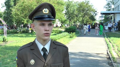 Луганський обласний ліцеї з посиленою військово-фізичною підготовкою з Кремінної Луганський обласний ліцеї з посиленою військово-фізичною підготовкою з Кремінної