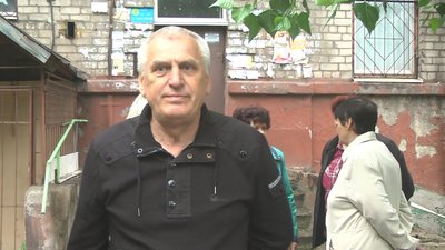 У Запоріжжі мешканці будинку сперечаються за можливість використовувати приватний підвал під час тривог У Запоріжжі мешканці будинку сперечаються за можливість використовувати приватний підвал під час тривог