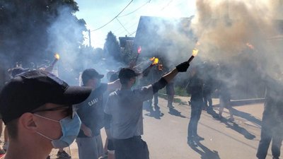 У Харкові розмалювали будинок одного з учасників партії Шарія У Харкові розмалювали будинок одного з учасників партії Шарія