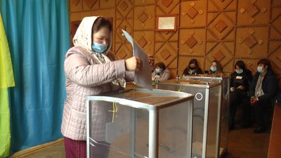 У Гуті, що на Прикарпатті, обирають місцеву владу У Гуті, що на Прикарпатті, обирають місцеву владу