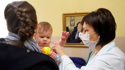 Pfizer проведе випробування вакцини від коронавірусу для дітей до 12 років
