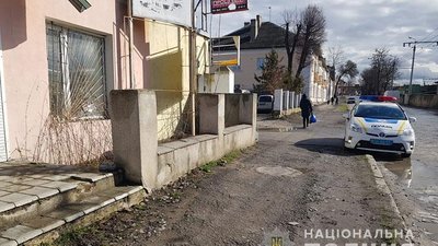 Тернопільські оперативники затримали грабіжника, який нападав на жінок