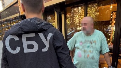 У Черкасах затримали посадовця через вимагання коштів у підприємців